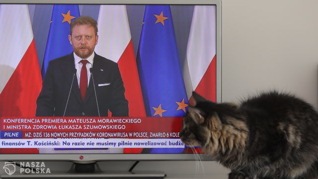 Ukłon w stronę kiboli? Szalik ważny jak maseczka