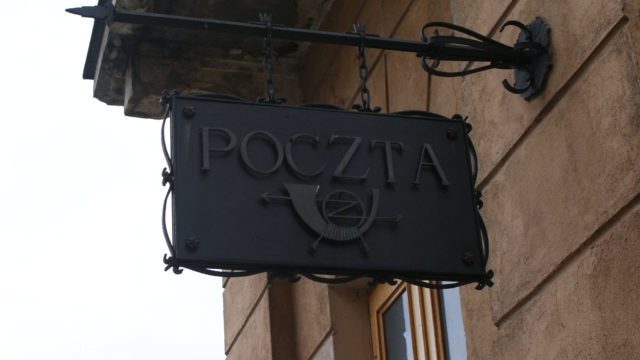 Czy poczta jest w stanie doręczyć pakiety wyborcze?