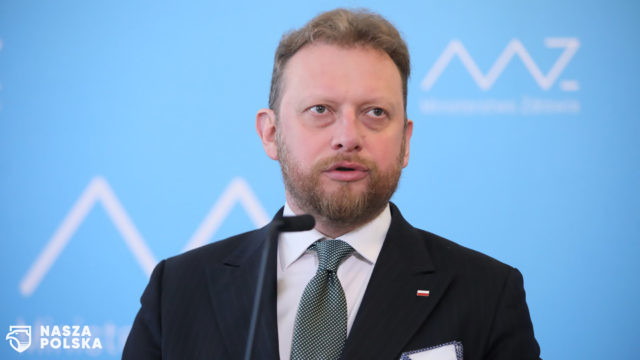 Szumowski: od niedzieli „rozmrażanie” gospodarki