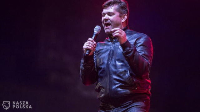 Zenon Martyniuk: Jestem już przyzwyczajony, że od dawna sylwestra spędzam, koncertując