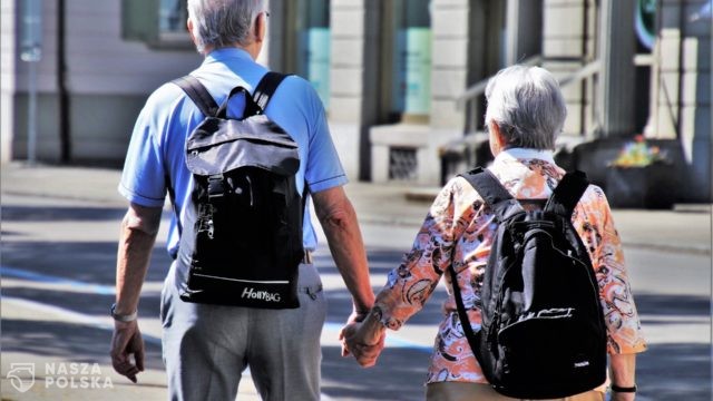 Emeryci i renciści z „trzynastkami” na kontach