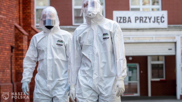 WHO zaleca „ekstremalną czujność” przy odchodzeniu od ograniczeń