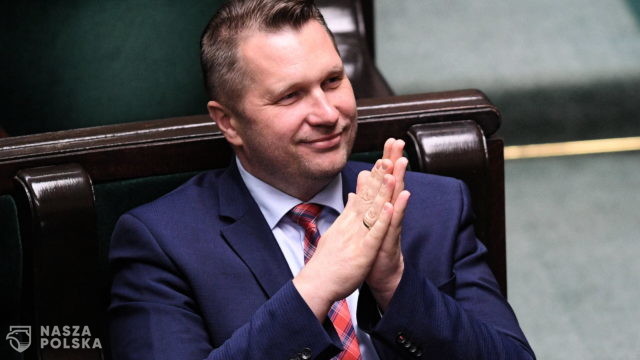 Rząd będzie zmieniał kanon lektur na bardziej patriotyczne