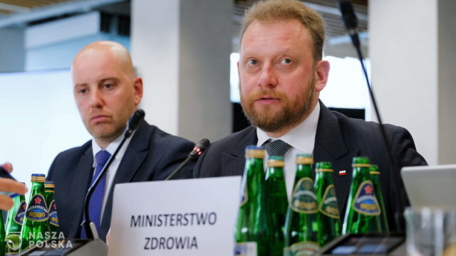 Ministerstwo próbuje odzyskać przedpłatę. Na licytację trafi 418 respiratorów