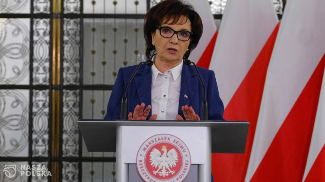 Marszałek Sejmu spotka się w środę z przedstawicielami klubów i kół ws. projektu dot. weryfikacji szczepień