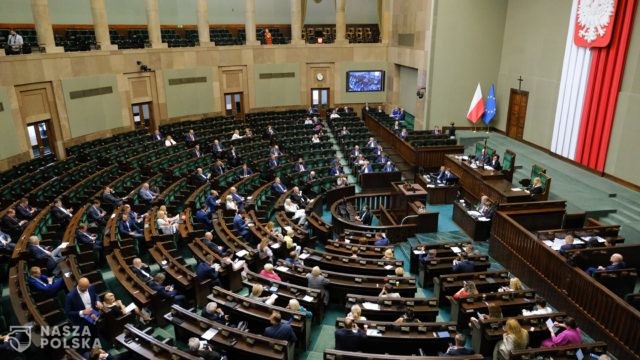 Ofiary ukraińskiego ludobójstwa nie wzruszyły marszałka polskiego Sejmu. Apel posła Kamińskiego