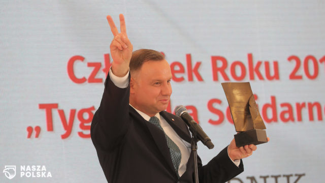 Prezydent Andrzej Duda otrzymał nagrodę Człowieka Roku 2019 „Tygodnika Solidarność”