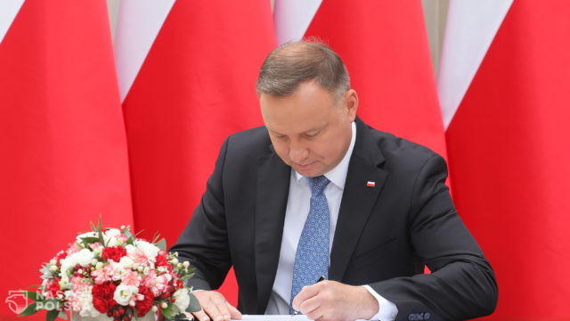 Prezydent: Radio Maryja jest słuchane przez Polaków w całym kraju i na wszystkich kontynentach