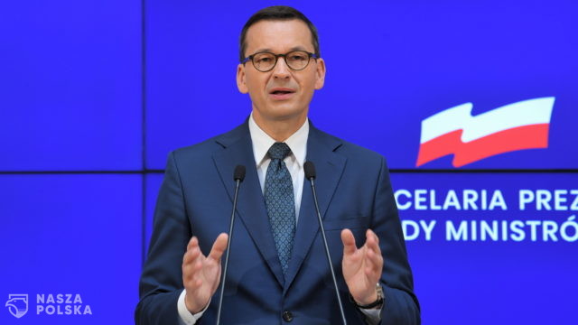 Premier: budżet 2021 stawia w centrum bezpieczeństwo rodzin