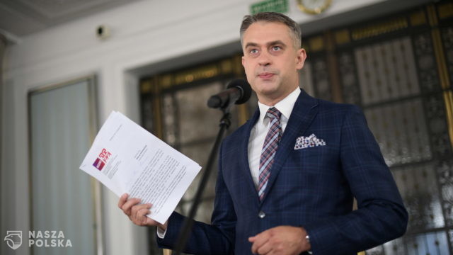 Gawkowski: raport Lewicy to podsumowanie Polski w czasach Covidu