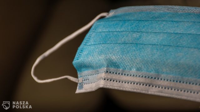 Dania wycofuje się z paszportów szczepionkowych i maseczek