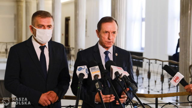 Prawie 100 funkcjonariuszy CBA przeprowadziło 23 rewizje w sprawie przeciwko marszałkowi Grodzkiemu