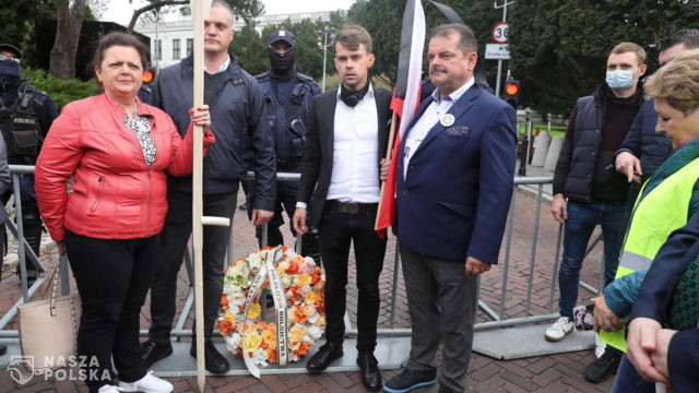 Minister rolnictwa zaprasza protestujących rolników do rozmów