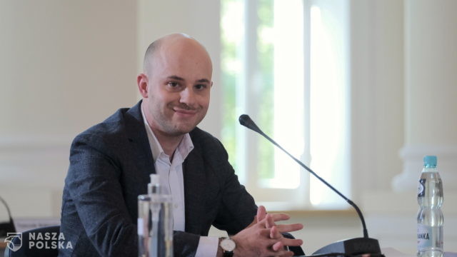Śpiewak ostro przed komisją weryfikacyjną