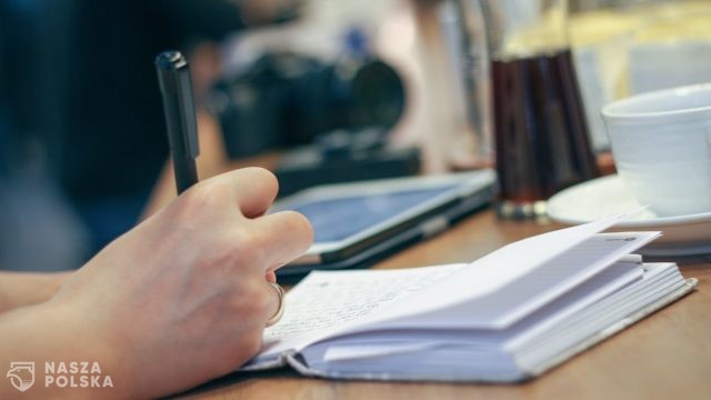 Bujak: rynek pracy w Polsce zaskakująco mocny
