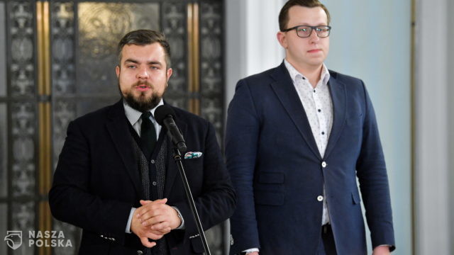 Konfederacja o zamknięciu cmentarzy: absurdalna kumulacja zagrożenia, a rekompensaty to tylko jałmużna
