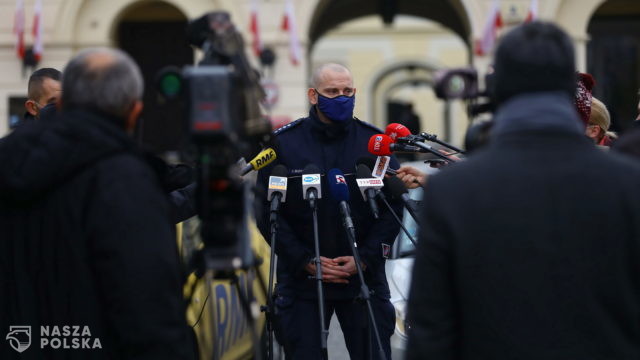 35 policjantów rannych podczas Marszu Niepodległości