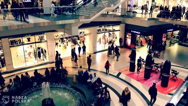 Dworczyk: uruchomiono szczepienia przeciw Covid-19 w aptekach i galeriach handlowych