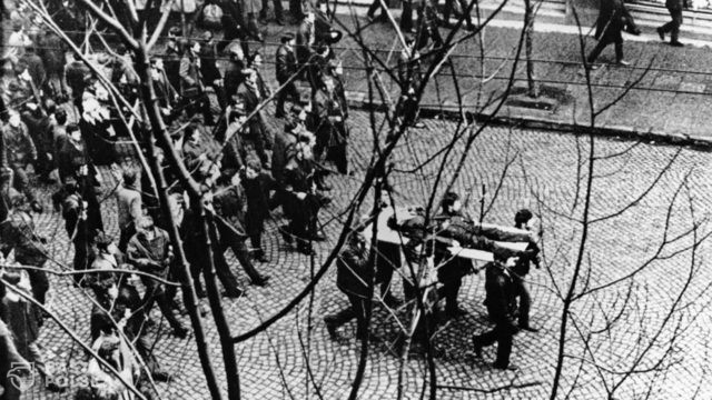 50 lat temu wybuchły strajki na Wybrzeżu. Początek Grudnia ’70