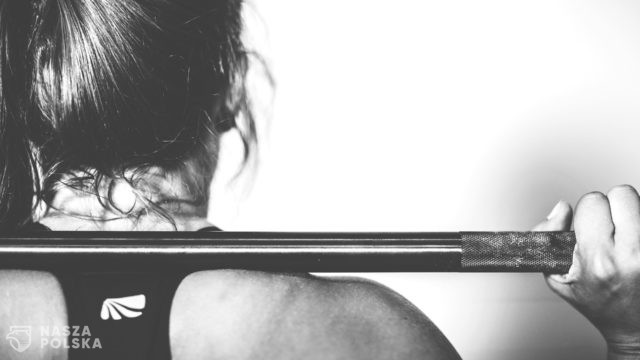 Branża fitness tonie w długach