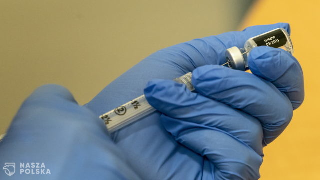 Ekspert: Jeśli do września zaszczepimy 20-30 proc. społeczeństwa, to wirus może przestać być epidemiczny i stanie się endemiczny