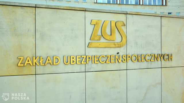 Kontrole L4 w 2022 r. ZUS sprawdzi logowanie telefonu i dane z biura podróży