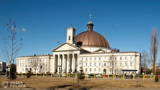 Radio PiK/ Misjonarze z bydgoskiej Bazyliki taką mają misję: stoją przy garach i gotują biednym!