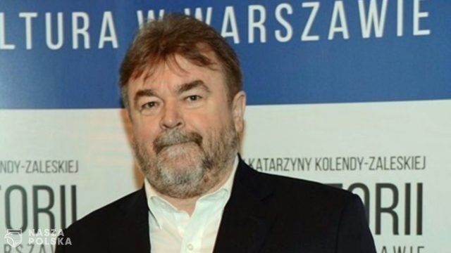 Dyrektor programowy TVN Edward Miszczak zaszczepiony poza kolejnością. Rektor WUM zasiada w Radzie Fundacji TVN