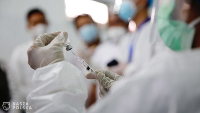 Szczyt epidemii będzie, ale eksperci bardzo się różnią co do daty