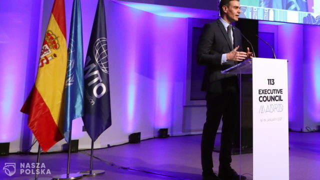 Hiszpania/ Rząd opowiada się za unijnymi paszportami dla zaszczepionych na Covid-19