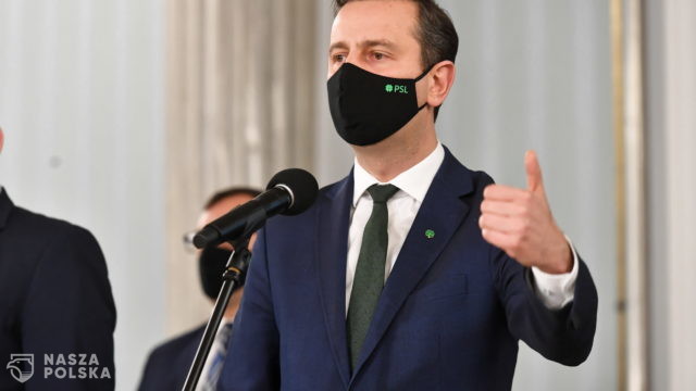 Szef PSL: bezpieczniej uruchomić restauracje w reżimie sanitarnym niż puścić to na „wolną amerykankę”