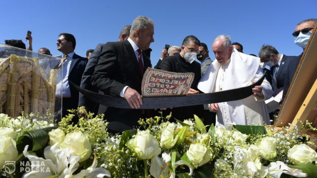 Papież w Iraku: Ekstremizm i przemoc są zdradą religii