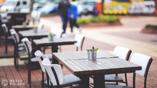 Rząd dementuje plotki, jakoby miał pracować nad obniżeniem podatku VAT dla gastronomii