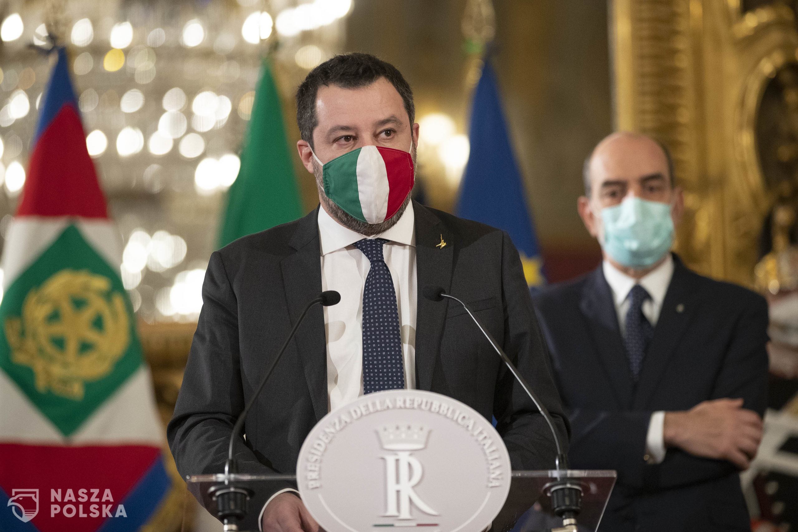Gruppi Parlamentari "Fratelli d'Italia" del Senato della Repubblica e della Camera dei deputati
Gruppi Parlamentari “Forza Italia – Berlusconi Presidente - UDC” del Senato della Repubblica e “Forza Italia – Berlusconi Presidente” della Camera dei deputati
Gruppi Parlamentari “Lega – Salvini Premier – Partito Sardo d’azione” del Senato della Repubblica e “Lega Salvini Premier” della Camera dei deputati
Rappresentanti della componente “Noi con l’Italia – USEI – Cambiamo! – Alleanza di centro” del Gruppo Misto della Camera dei deputati e della componente “Idea – Cambiamo” del Gruppo Misto del Senato della Repubblica 
(foto di Francesco Ammendola - Ufficio per la Stampa e la Comunicazione della Presidenza della Repubblica)