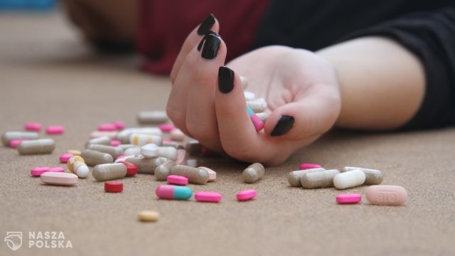 Psychiatra: pandemia powoduje, że zaczynamy podupadać psychicznie