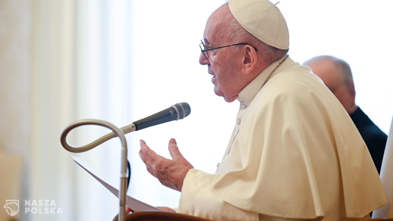 Papież do Polaków: Niech Prymas Tysiąclecia będzie dla Kościoła w Polsce i świecie wzorem wierności Chrystusowi i Matce Najświętszej