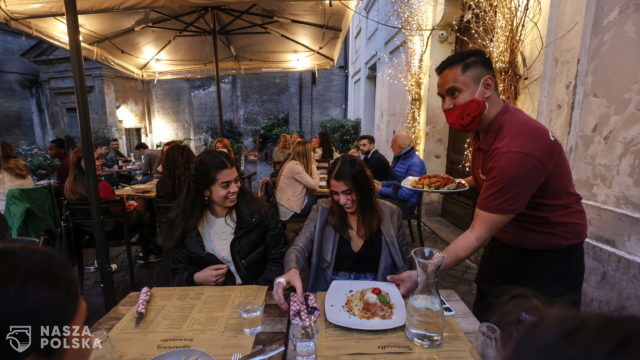 Holandia/ Kilkadziesiąt restauracji w Leeuwarden nie zamierza respektować obowiązku zamknięcia o godzinie 20