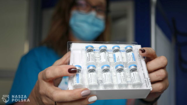 Jeden zgon i Słowenia wstrzymuje szczepienia preparatem Johnson & Johnson