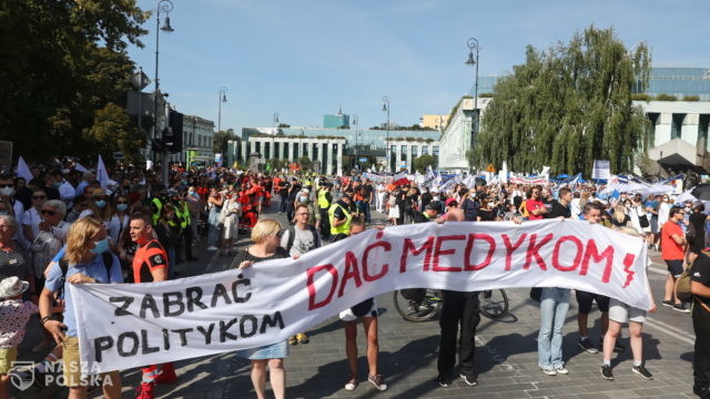 Do czas urealnienia postulatów, premier nie spotka się z protestującymi medykami