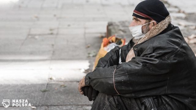 Kraków/ Miasto rozpoczęło szczepienia osób bezdomnych