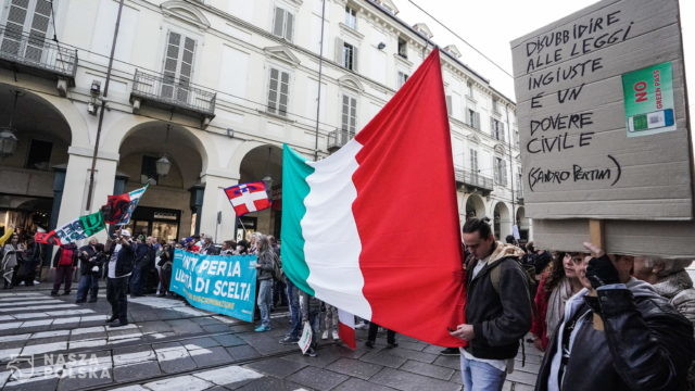 Włochy/ Pomoce domowe i opiekunowie osób starszych nie mogą pracować bez przepustki Covid-19