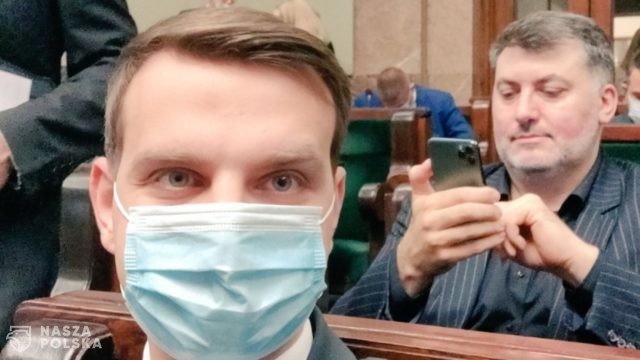Kulesza: Czy będąc politykiem można trollować?