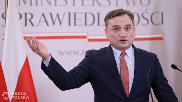 Sąd uznał, że nie było gwałtu na dziewczynce; Z. Ziobro składa skargę nadzwyczajną