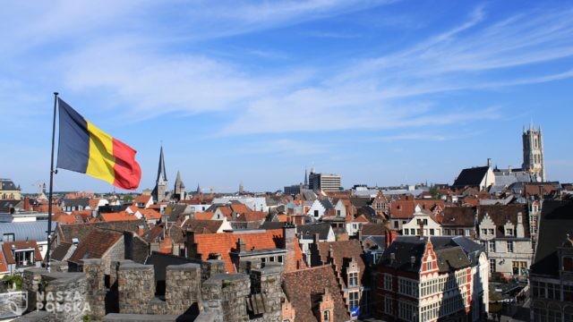Starcia z policją podczas demonstracji przeciwników obostrzeń covidowych w Brukseli