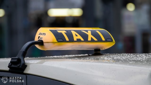 19 mln Polaków korzysta z przejazdów na aplikację