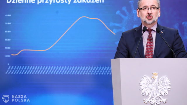 Niedzielski: zmniejszamy wielkość infrastruktury covidowej do poziomu ok. 25 tys. łóżek