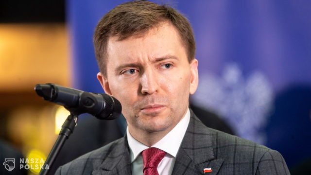 Schreiber: premier oczekuje, że we wtorek rząd zajmie się projektem o pomocy dla kredytobiorców