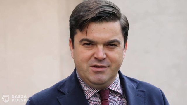 Mamy zapasy szczepionek przeciw COVID-19, nie możemy przyjmować kolejnych dostaw