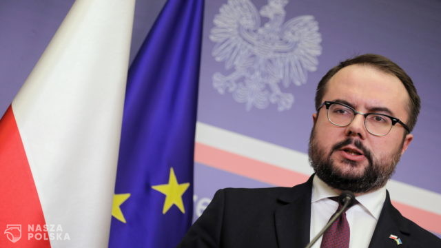 Wiceszef MSZ o zapowiedzi Gazpromu: Putin od samego początku używa gazu, jako broni