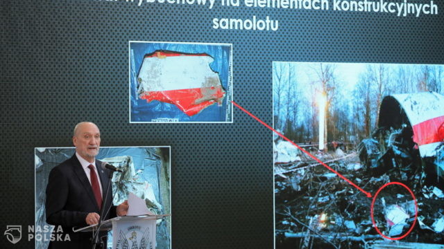 Raport podkomisji: Tu-154M uległ całkowitemu zniszczeniu w wyniku eksplozji